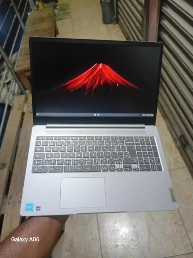 Laptop Lenovo Ideapad 3-14IIL05 4GB Intel Celeron SSD 72GB · Photo 1