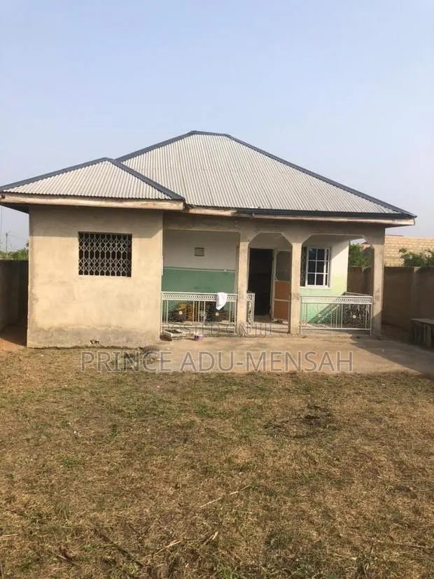 2bdrm House in Adaka Junction, Effutu Municipal for sale · Photo 1