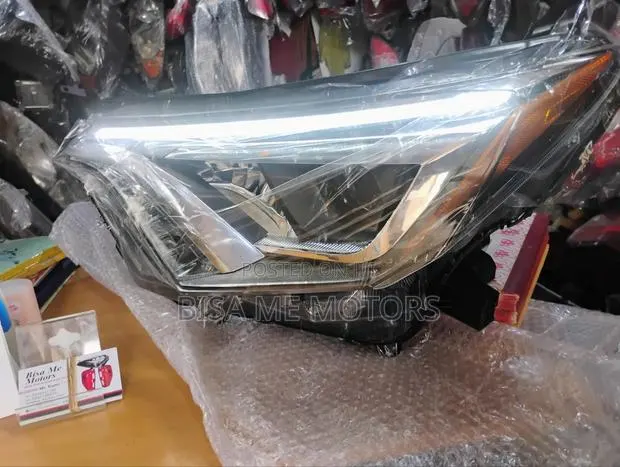 Toyota RAV4 2015/2016/2017/2018 LED Headlight · Photo 1