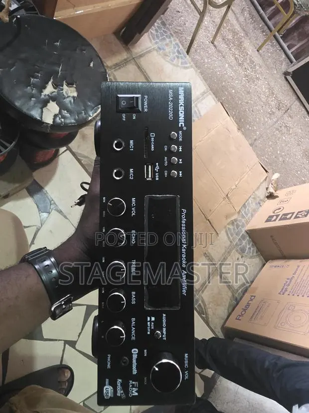 Marksonic Kareokee Amplifier · Photo 1