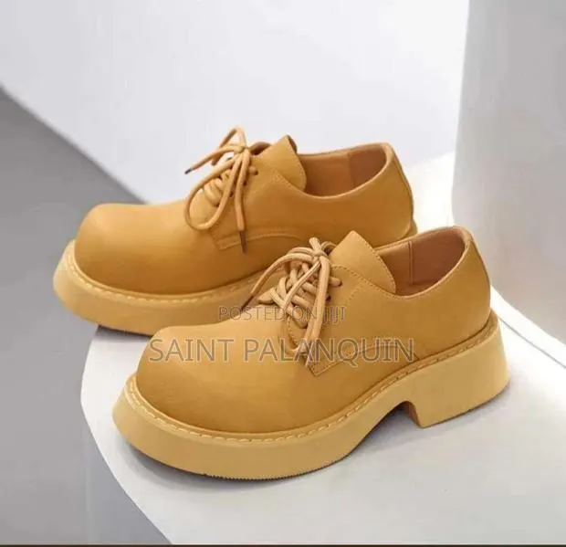 Balenciaga Unisex · Photo 1