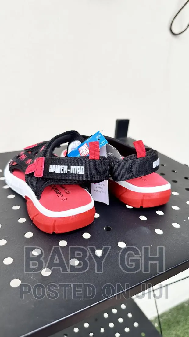 Spider Man Sandals · Photo 3
