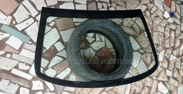 Mercedes Benz C-Class Kompressor Heated Back Window Glass Available · Photo 1