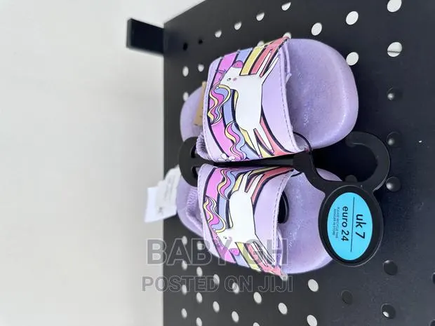 Purple Pony Sliders · Photo 3