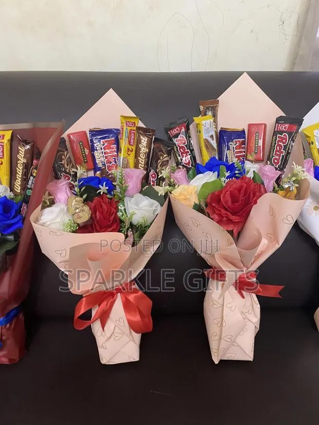 Kids Flower Bouquet, Chocolate, Birthday, Graduation, Gift · Photo 1