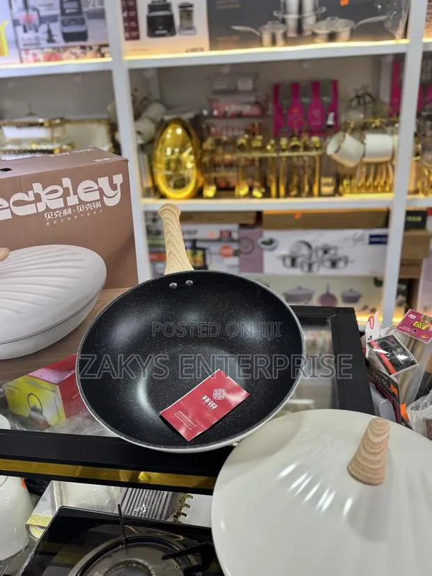 Non Stick Granite Wok Pan 32cm · Photo 3
