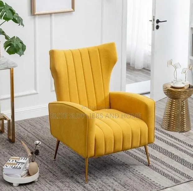Crown Chair · Photo 1