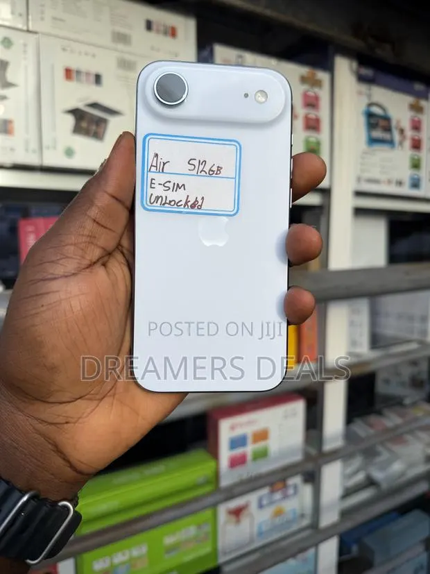 Apple iPhone Air 512 GB Blue · Photo 1