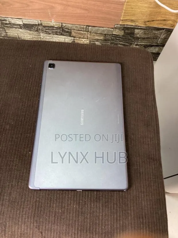 Samsung Galaxy Tab A7 10.4 (2022) 32 GB Black · Photo 1
