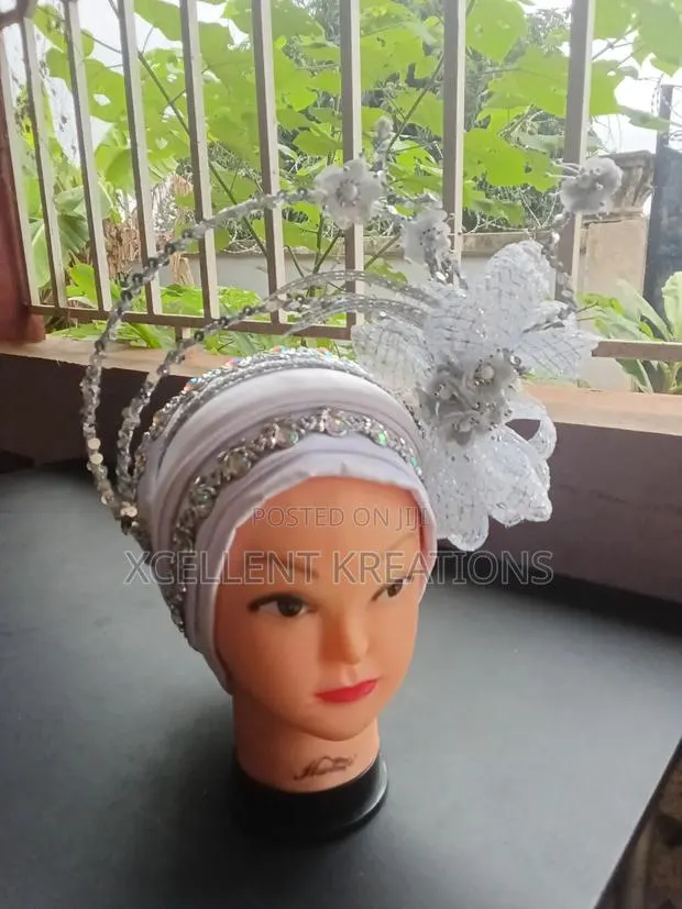 Wholesalers of Women Headwear and Fashion · Photo 1
