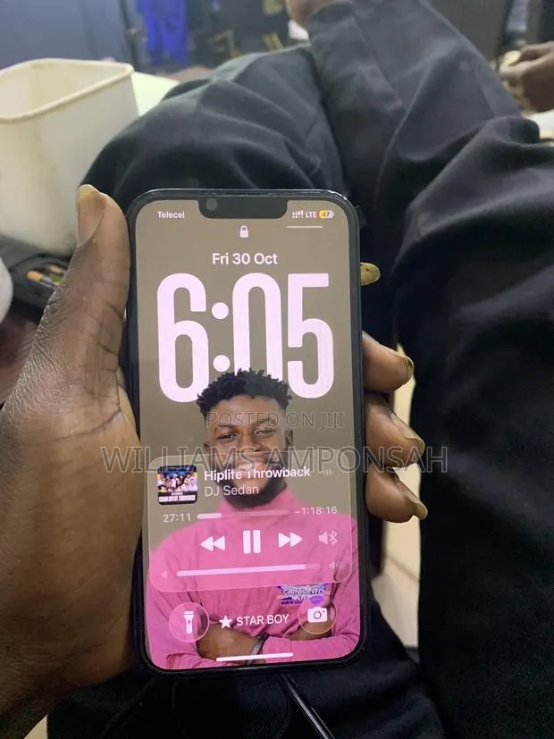 Apple iPhone 13 128 GB Black · Photo 1