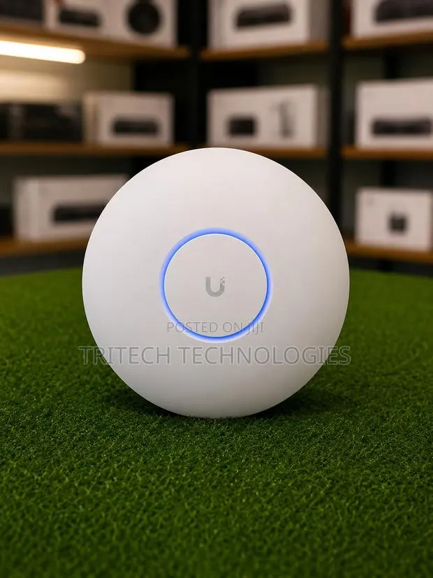Ubiquiti U7-Pro-Us Networks Unifi 7 Pro · Photo 1
