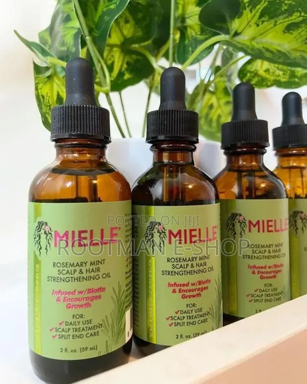 Mielle Rosemary Mint Scalp Hair Strengthening Oil · Photo 1