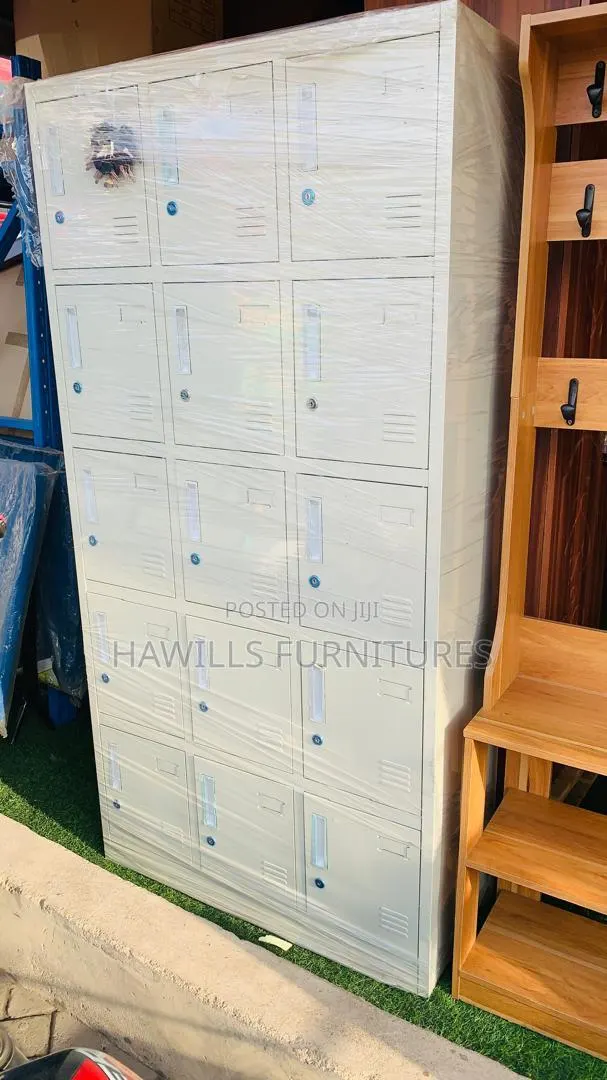 15 - Locker Storage Cabinet · Photo 1