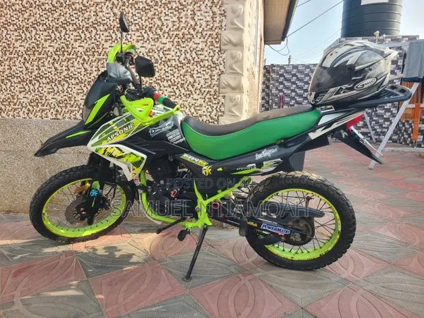 Apsonic AP200GY-9 2026 Green · Photo 1