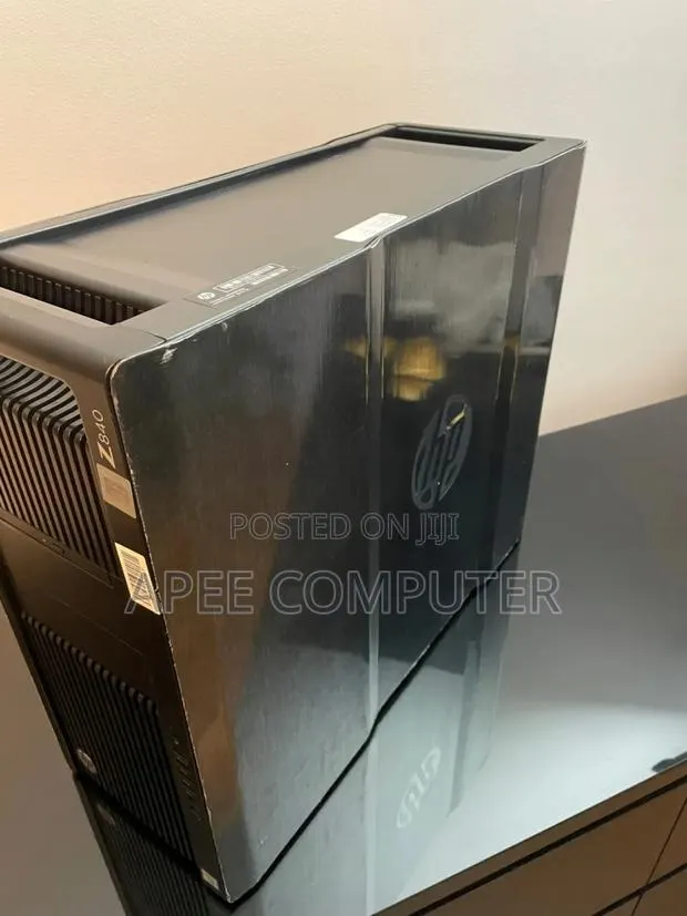 Desktop Computer HP Z840 32GB Intel Xeon HDD+SSD 3T · Photo 1