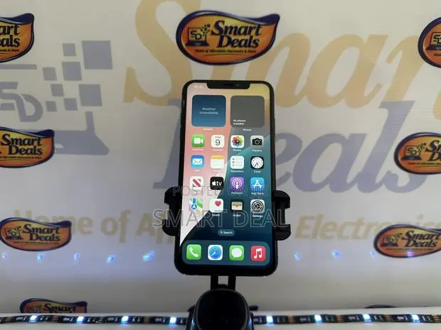 Apple iPhone 13 Pro Max 128 GB White · Photo 1