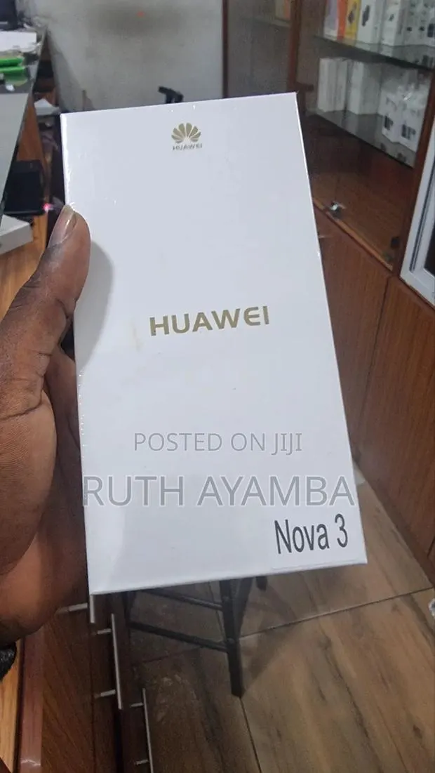 Huawei nova 3 128 GB Black · Photo 1