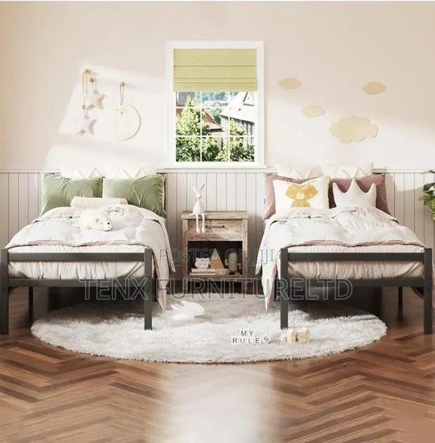 Metal Bed (Two Single Metal Beds) · Photo 1