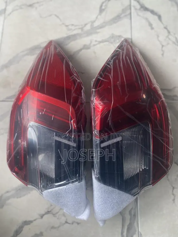 Civic 2022,2023,2024,2025 Tail Light · Photo 1
