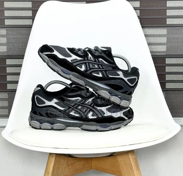 Asics Sneaker · Photo 1