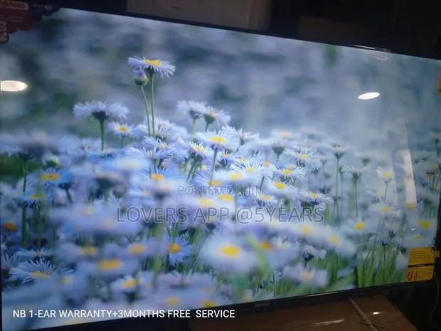 Ultra Asano Smart Television LED Television · Photo 1