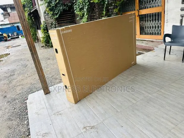 Shop the Slim Crystal Uhd, Smart 85u8072f, Hdr, 214 Cm (2025) · Photo 1