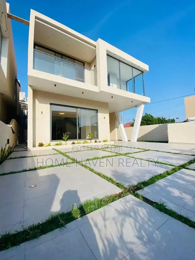 4bdrm House in Adjiriganor, East Legon for sale · Photo 1
