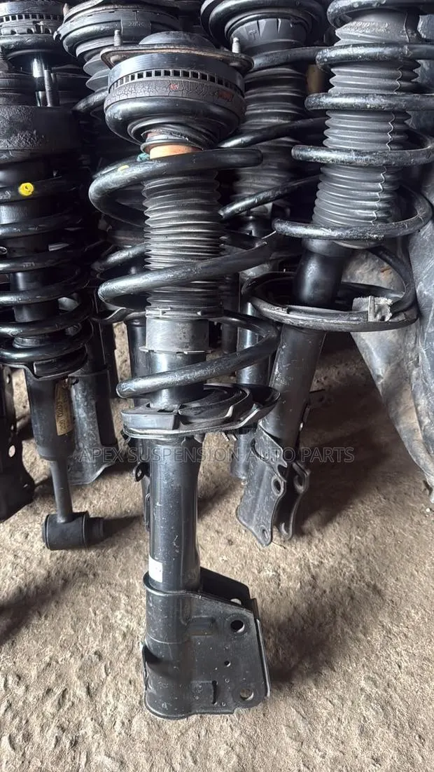 Chyrsler Pacifica 2016-2024 Front Shock Absorbers · Photo 1