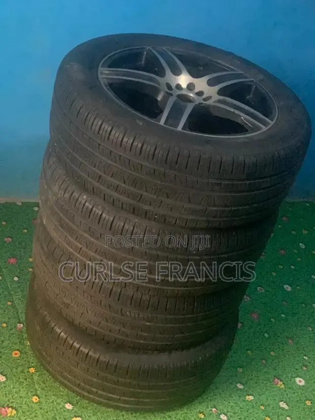 4×4 Alloy Rims With Tyre · Photo 1