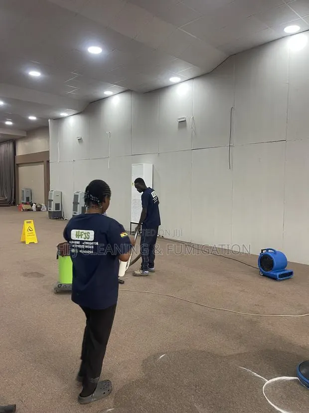 Auditorium Cleaning · Photo 1