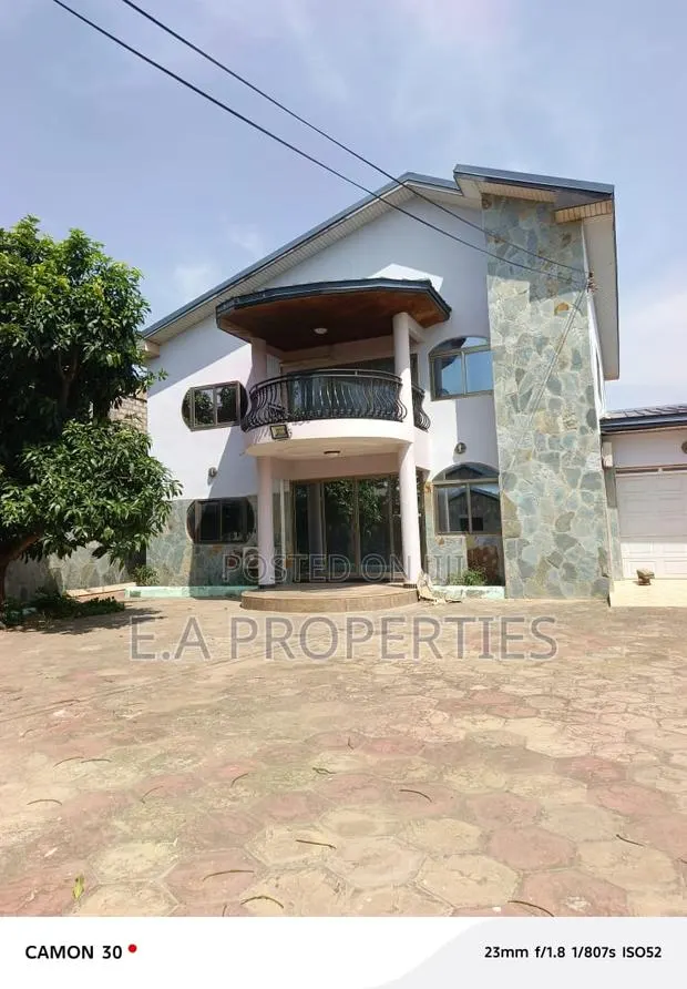 7bdrm House in Ea Properties, Frafraha for rent · Photo 1