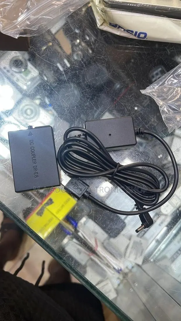 Canon E8 Dummy Battery · Photo 1
