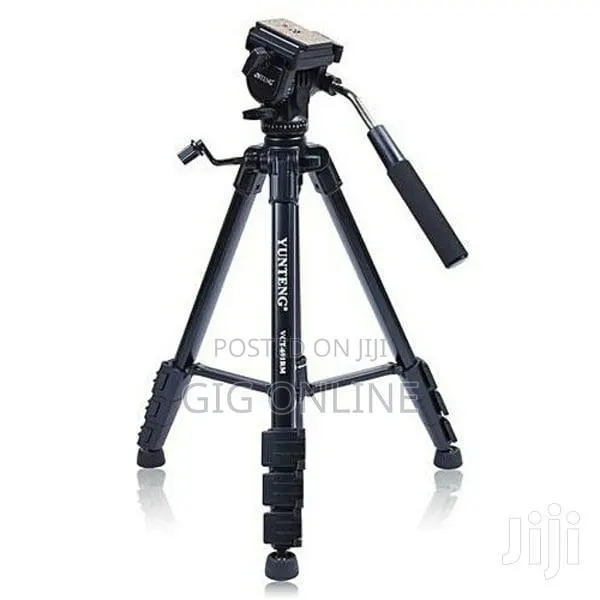 VCT-880 Professional Tripod for Photography & Video · Photo 1