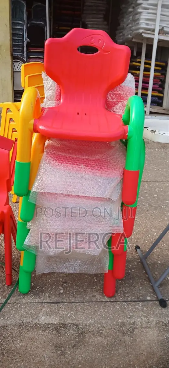 Quality Brand New Kids Chair · Photo 1