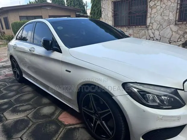 Mercedes-Benz C450 2016 White · Photo 1