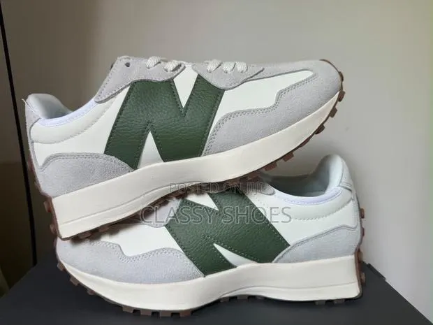 New Balance Casablanca · Photo 1