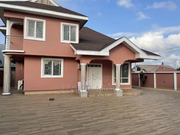 4bdrm Duplex in East Legon for rent · Photo 1