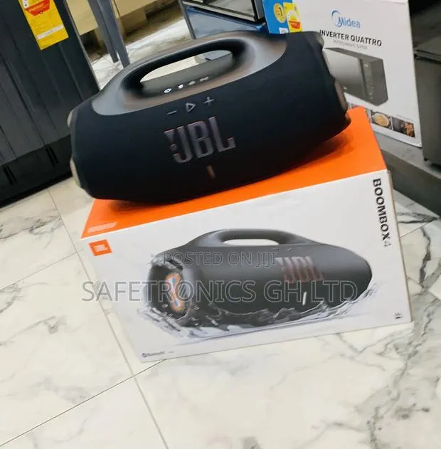 JBL Signature Sound Boombox 4 Black Speaker · Photo 1