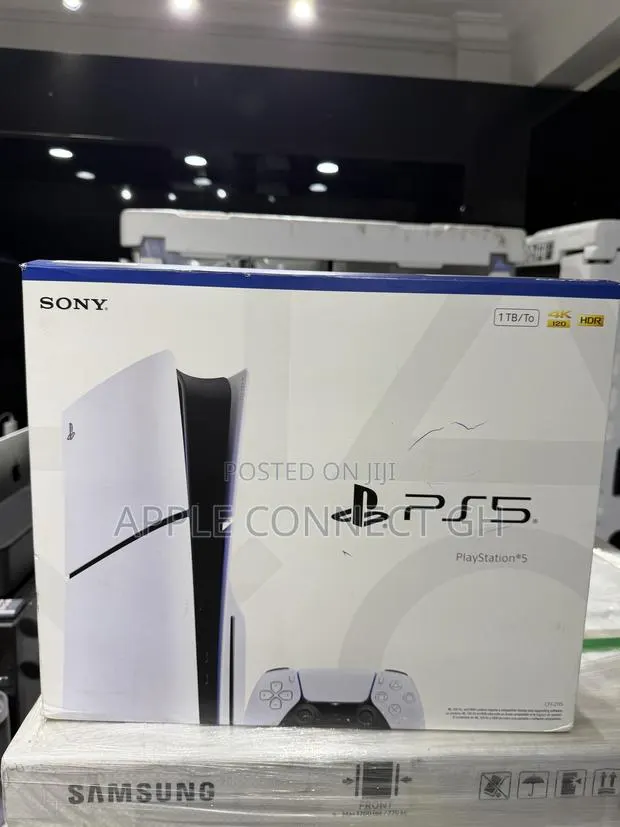 PS5 Slim Standard · Photo 1