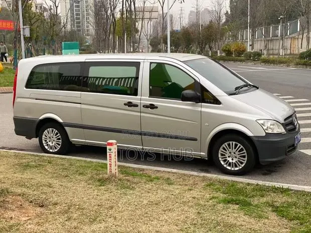 Mercedes-Benz Vito 2011 Grey · Photo 4