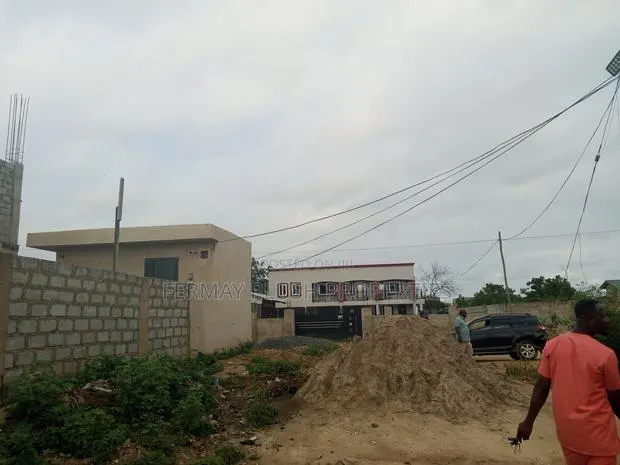 Secured Land for Sale Around Lake Side Estate · Photo 1