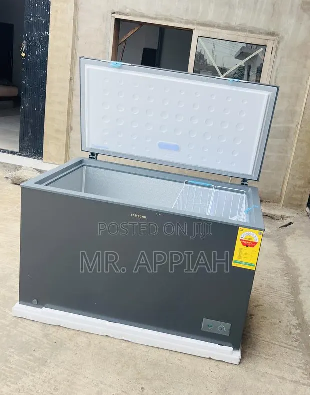 Affordable Samsung Single Door Electric Chest Freezer(Gray) · Photo 1