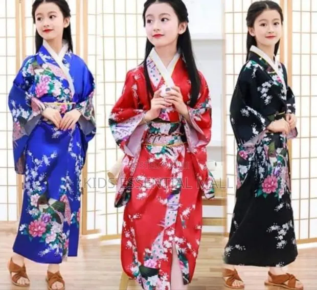 Japanese Traditional Dress for Kids · Photo 2