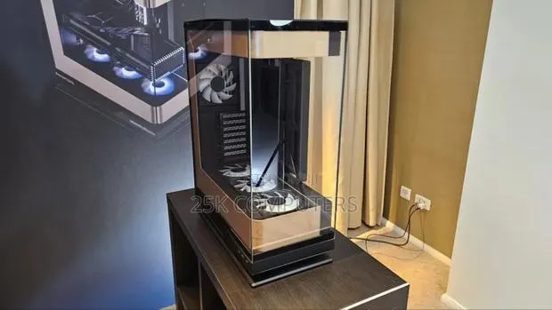 New Desktop Computer 32GB AMD Ryzen 7 SSD 2T · Photo 1