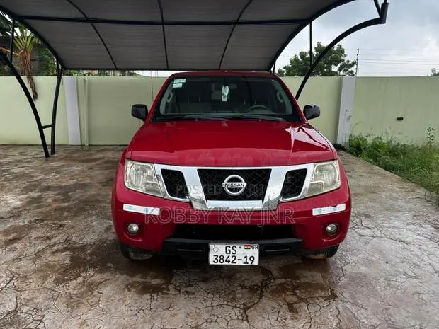 Rental Service for a Nissan Navara · Photo 1
