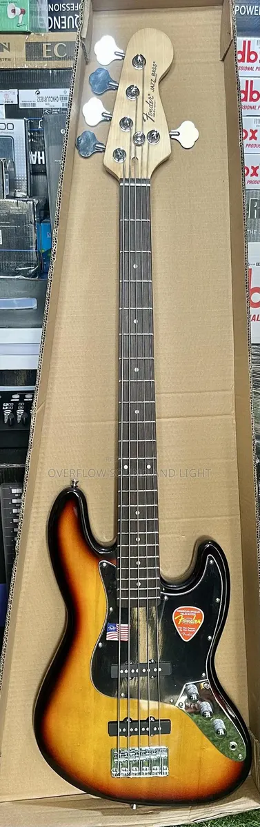 Fender Jazz Bass Passive Guitar · Photo 1