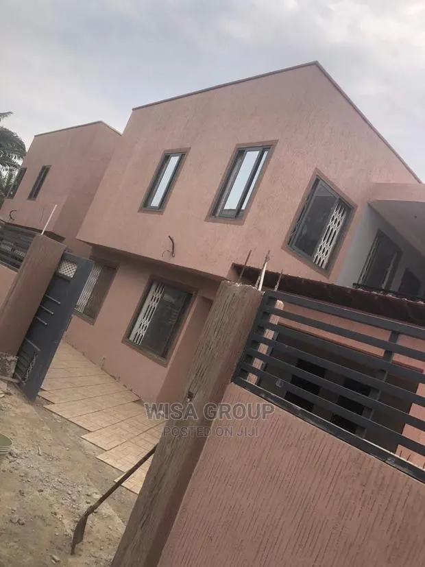 4bdrm Townhouse / Terrace in Wisa Groups, Accra Metropolitan for rent · Photo 1