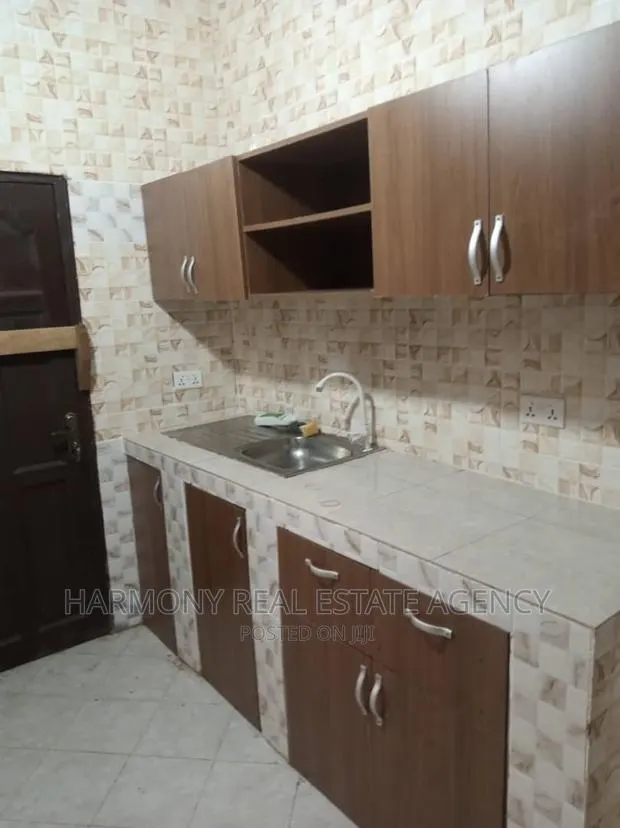 3bdrm Apartment in Kotobabi for rent · Photo 1