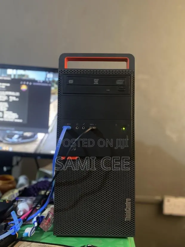 Desktop Computer Lenovo ThinkCentre M900 12GB Intel Core i5 HDD 500GB · Photo 1